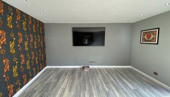 Spacious interior with home cinema